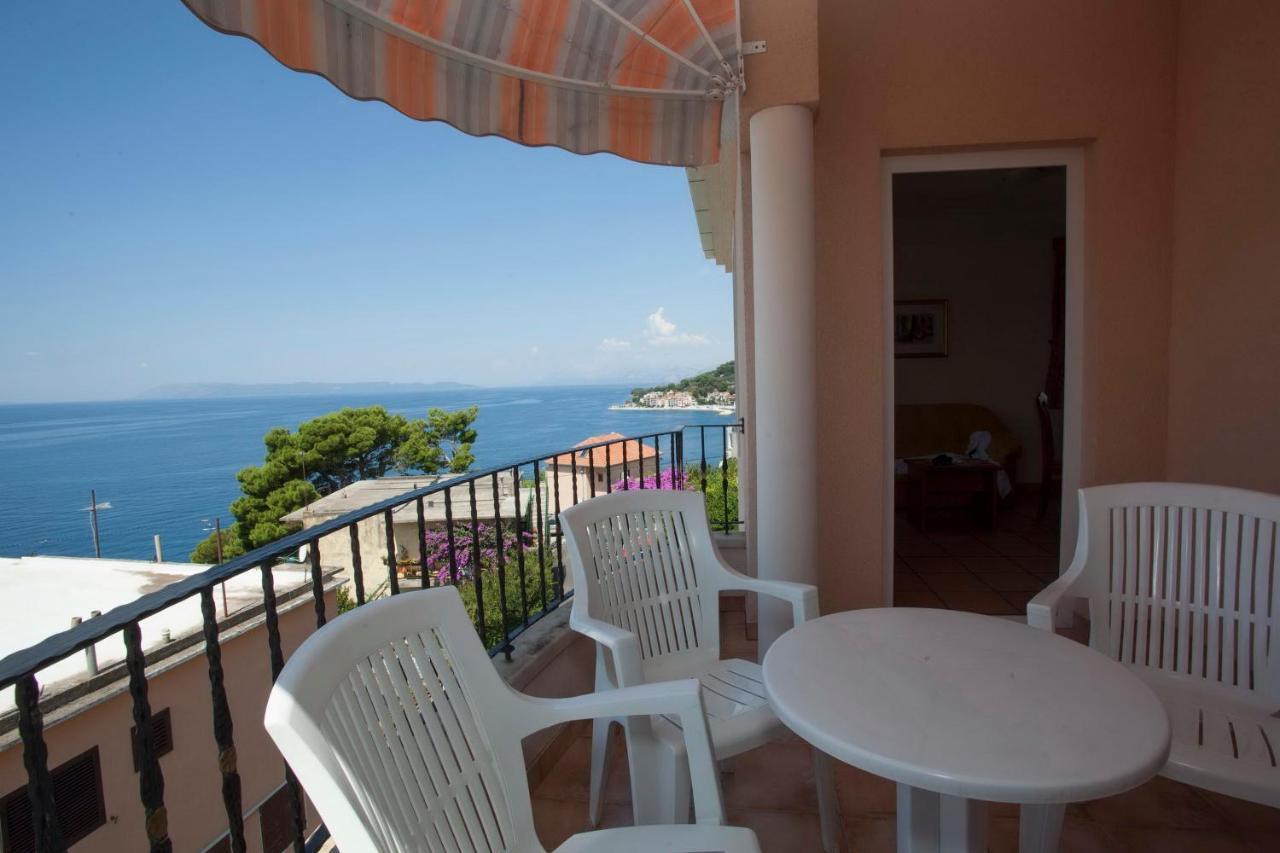 Aparthotel Villa Mozart Podgora Exterior foto