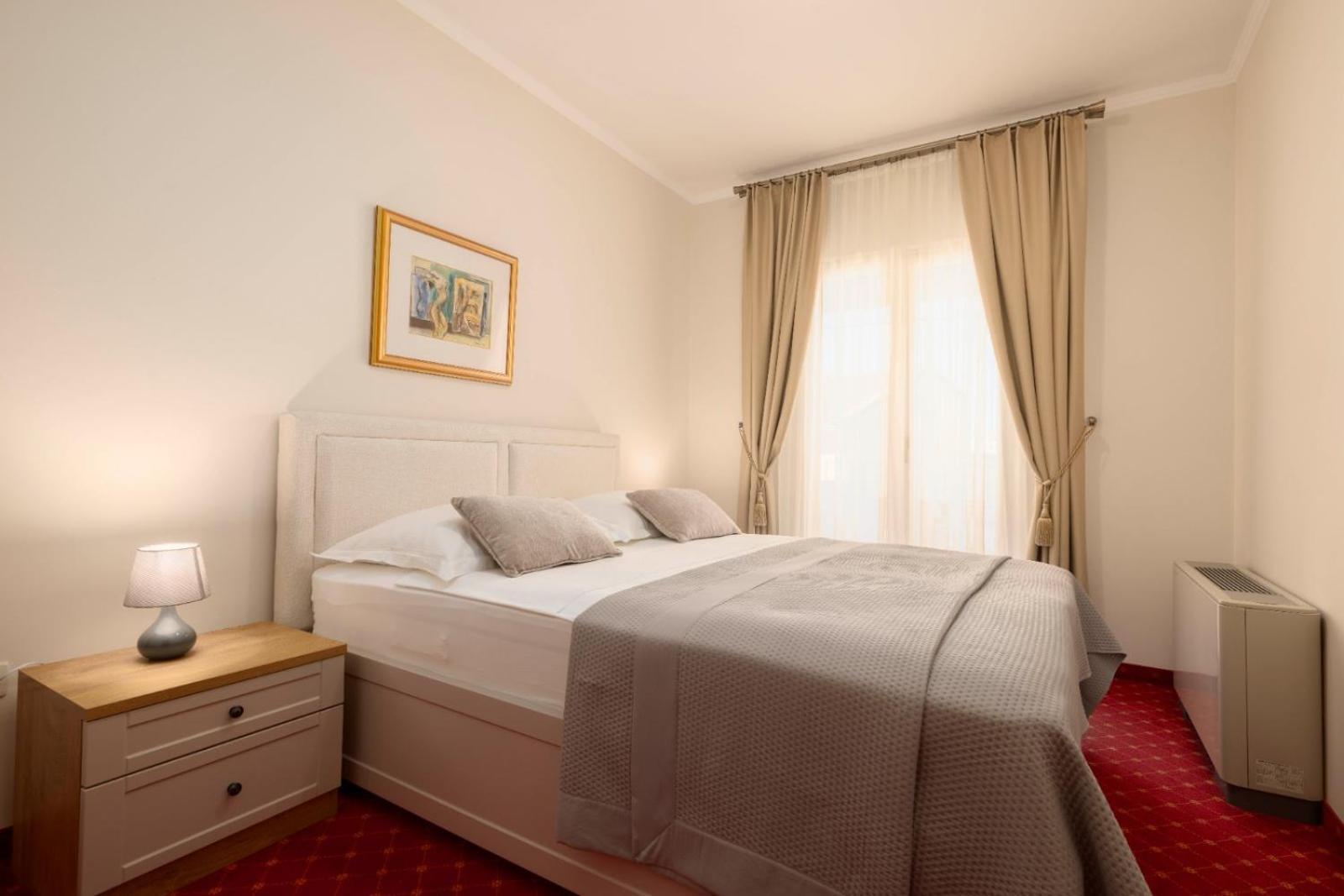 Aparthotel Villa Mozart Podgora Exterior foto